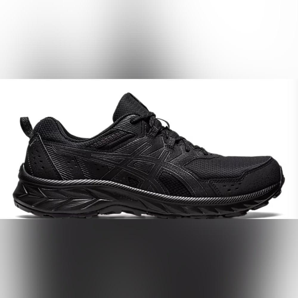 NWT asics mens shoes!